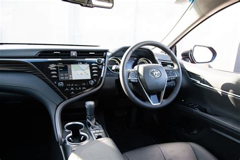 2020 Toyota Camry SL Hybrid review | CarExpert