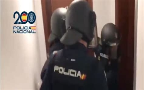 La Policía Española Libera A Mujeres De Colombia Y Venezuela Explotadas