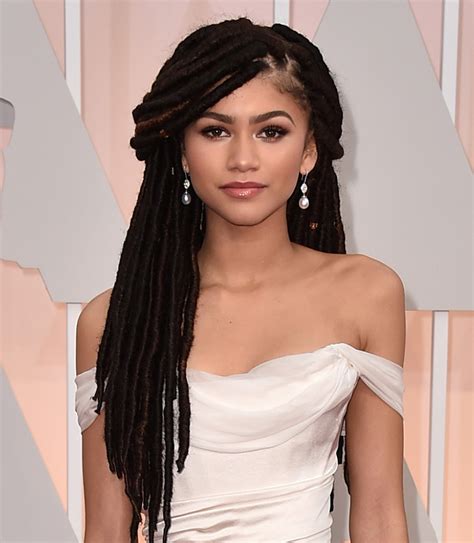 Inspire Se Nos Looks Da Zendaya E Encontre Um Penteado Diferente