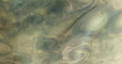 De Magnifiques Images Des Sommets Des Nuages De Jupiter Prises Par Le