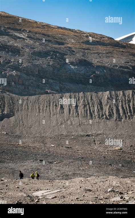 Moraine glacier canada hi-res stock photography and images - Alamy