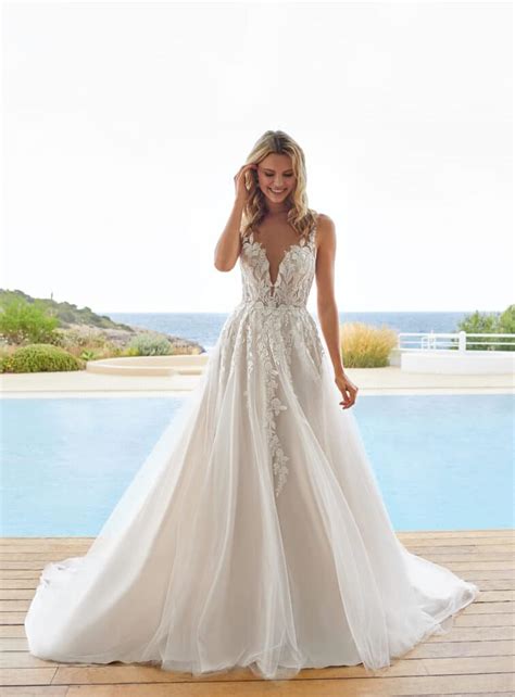 Les plus belles robes de mariée Cosmobella Collection 2023