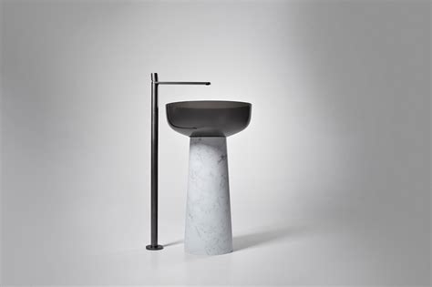 Lavabo Sur Pied Rond Albume Bolo Carrara By Antonio Lupi Design Design