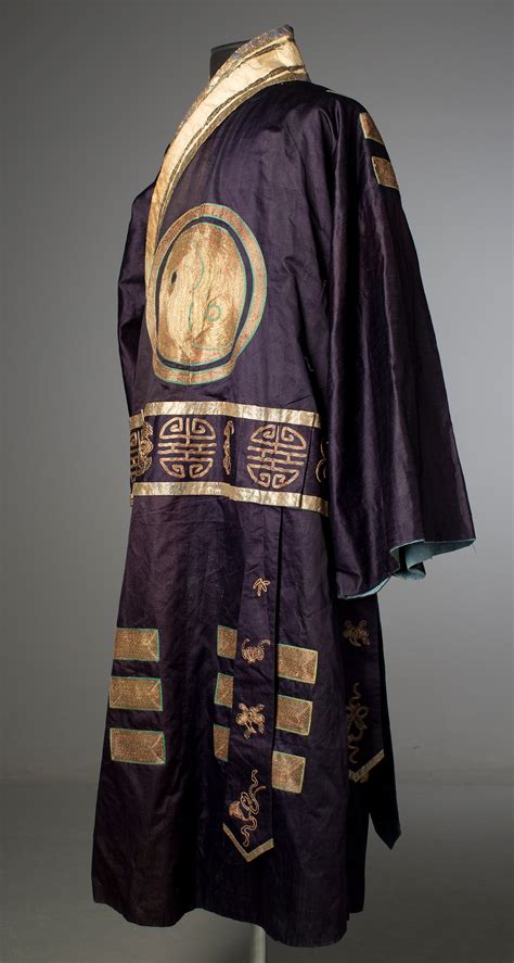 A Purple Silk Taoist Priest Robe Late Qing Dynasty Bukowskis