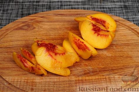 Рецепт: Молочная пшённая каша с персиком на RussianFood.com