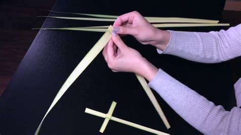 How to Make a Palm Cross (Tutorial) - YouTube