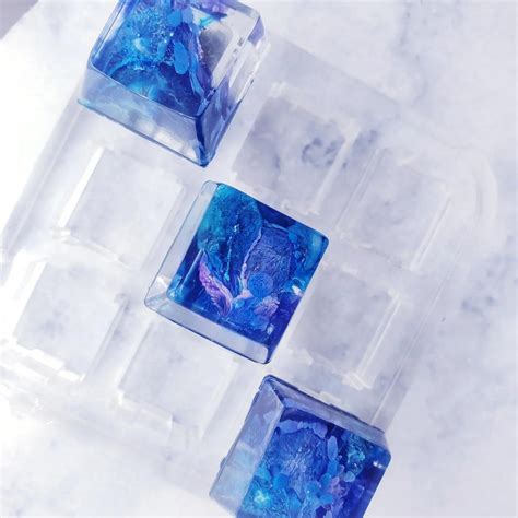 Cool Toned Resin Keycaps Rresincasting
