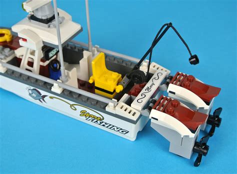 Review 60147 Fishing Boat Brickset Lego Set Guide And Database