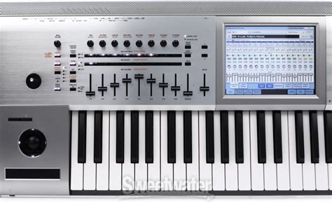 Korg Kronos 2 61 Key Titanium Limited Edition Workstation With Italian