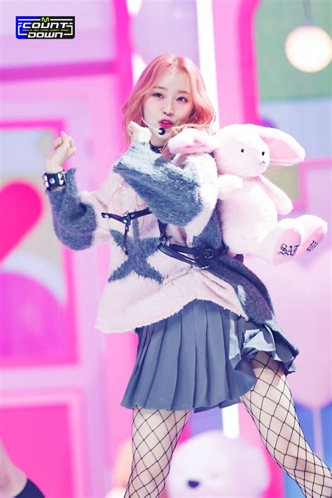 230216 Stayc Sumin Teddy Bear At M Countdown Kpopping