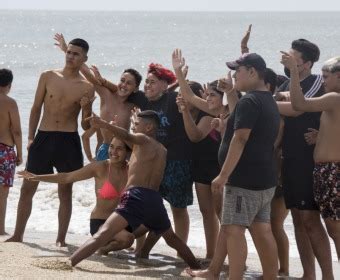 MI PRIMER VIAJE AL MAR 400 CHICOS Y CHICAS DE ESCOBAR CONOCIERON