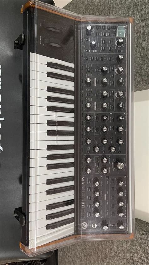 Moog Subsequent 37 With Decksaver And Thon Flight Case Hobbies