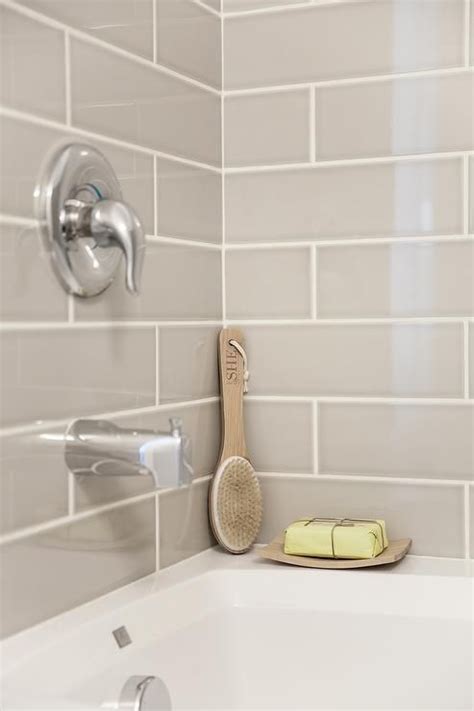 20+ Light Gray Subway Tile Bathroom – The Urban Decor