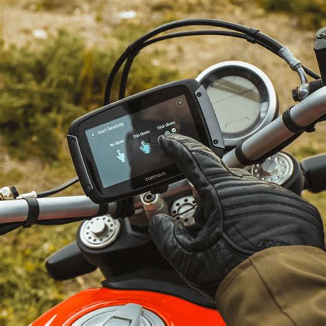 Tomtom Sat Nav Rider 550 Premium Bundle Apex 66