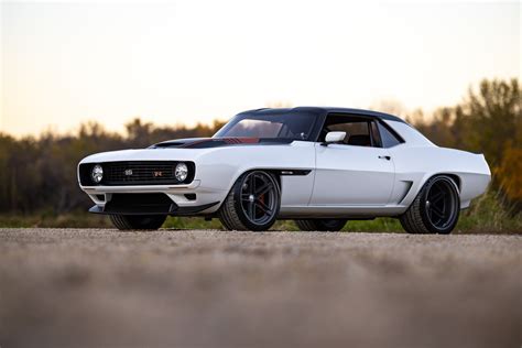 Ringbrothers Strode Chevrolet Camaro Mixes Hp With Carbon