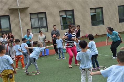 家园携手促成长——记棠外实验幼稚园家长开放日活动 成都棠湖外国语学校[ ]