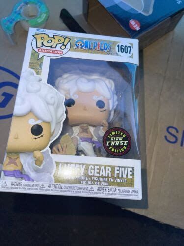 Funko Pop Vinyl One Piece Luffy Gear Five Glow Chase