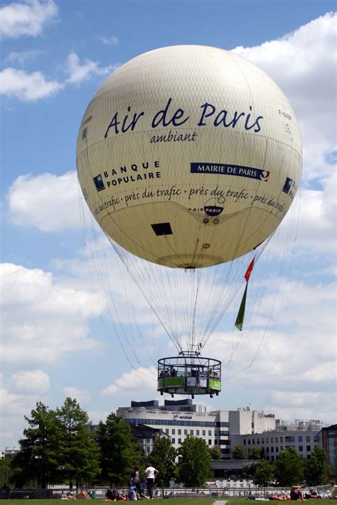 Paris Has The Worlds Largest Tethered Hot Air Balloon In The Parc Andre Citroen Paris Paris