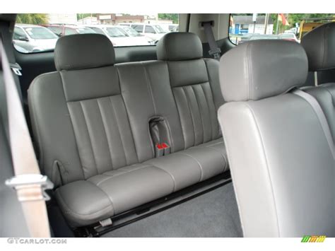 2004 Dodge Durango SLT interior Photo #51072488 | GTCarLot.com