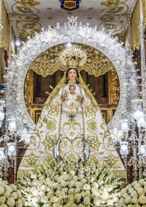 La solemne procesión de Nuestra Señora de la Estrella patrona de