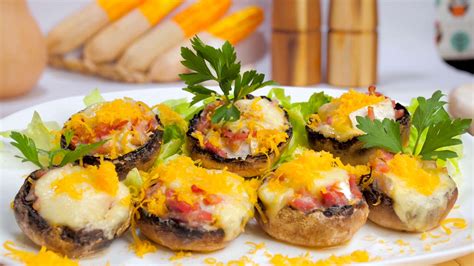 Stuffed Mushrooms With Bacon Cheese And Mozzarella