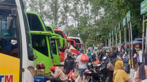 Jelang Lebaran Penumpang Terminal Poris Plawad Tangerang Melonjak