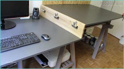 Fabriquer Un Bureau Avec Un Plan De Travail Ikea Hack D Tourner Et