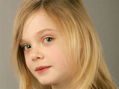 Elle Fanning Elle Fanning Wallpaper 28319660 Fanpop
