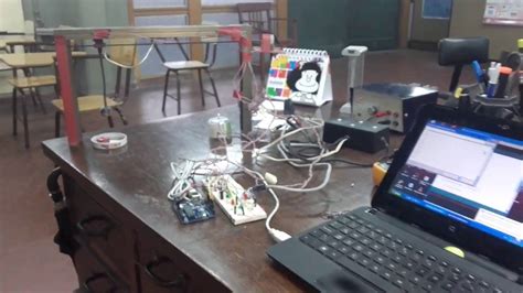 Grúa automática con Arduino YouTube