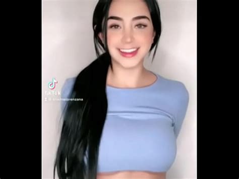 Bailando Y Mostrando Las Tetas Tetas Rebotando XVIDEOS