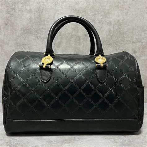 極 Gianni Versace ジャンニ ヴェルサーチ サンバースト 太陽神 ミニ ボストンバッグ ハンドバッグ Pvc レザー 黒