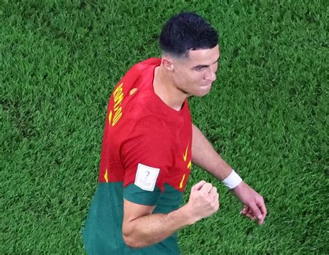 Cetak Gol Untuk Portugal Kontra Ghana Cristiano Ronaldo Ukir Sejarah