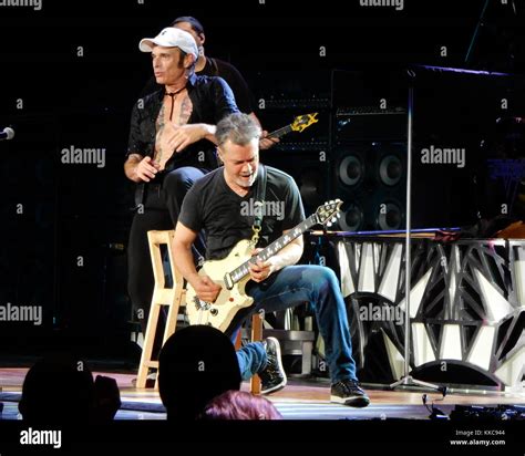 PHOENIX, AZ - SEPTEMBER 28: Wolfgang Van Halen, David Lee Roth, Eddie ...