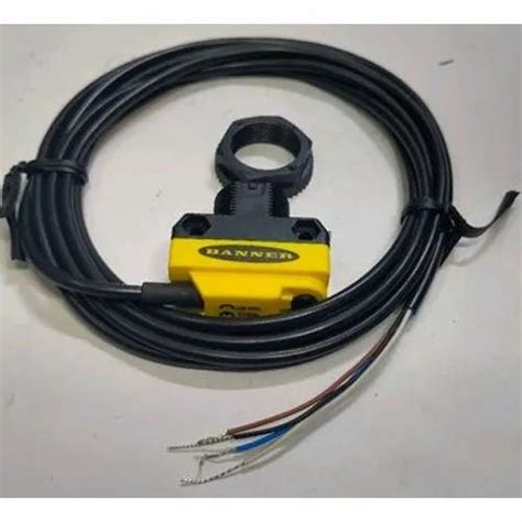 Banner Photoelectric Sensor, Sensing Distance: 20 M at Rs 1650/piece in ...