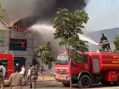 Fire At Jan Aharan Canteen At Lokmanya Tilak Terminus Railway Station