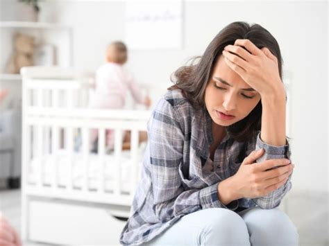 Postpartum Depression Causes Symptoms And Treatment Dr Deepak Agrawal