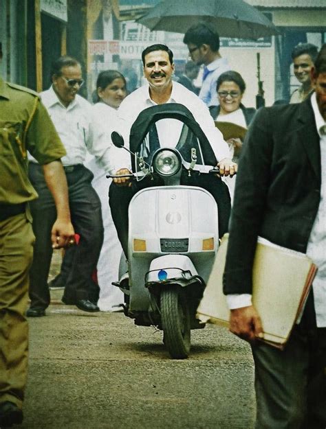 Jolly Llb 2 Movie First Look Images Wallpapers And Poster Akshay