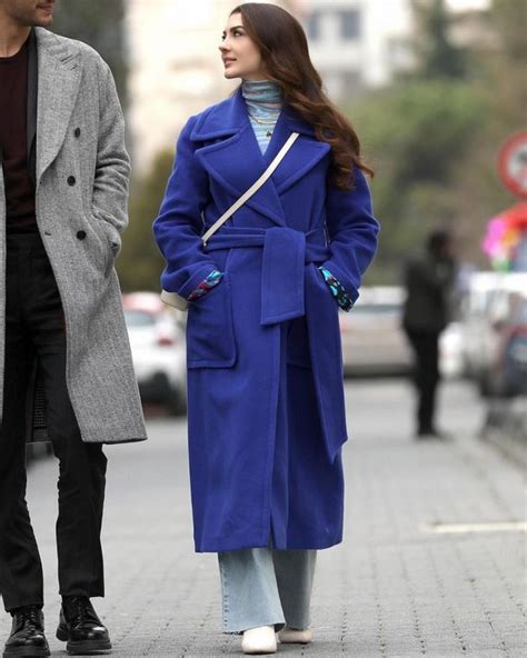 Pin by 𝐦𝐚𝐫𝐭𝐢𝐧𝐚 on aşk mantik intikam Winter fashion outfits casual