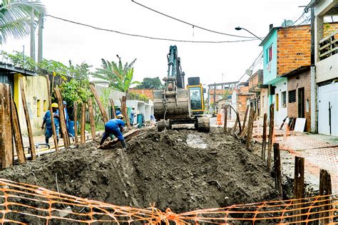 Prefeitura Inicia Pacote De Obras Em Diversas Ruas Do Bairro Ch Caras