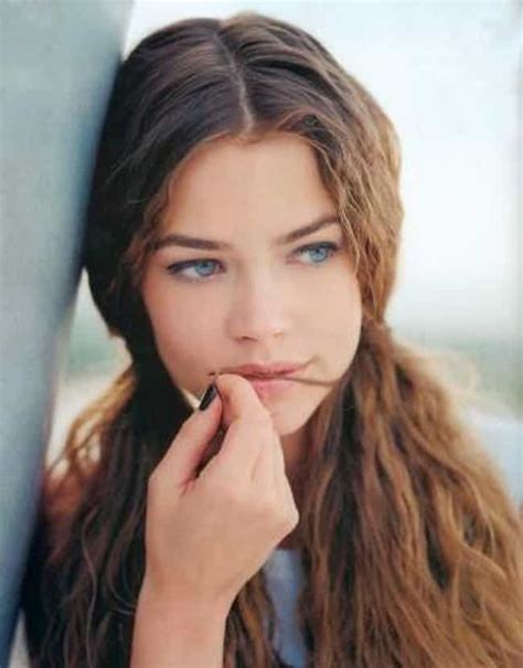 19 Photos of Denise Richards When She Was Young