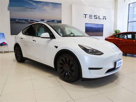 传言特斯拉本周六降价 Model 3降4 3万元 Model Y降4 6万元 搜狐汽车 搜狐网