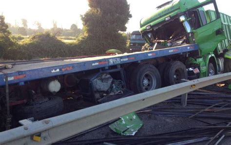 Cabrero Accidente Carretero En Ruta Sur Deja Un Fallecido Y Dos