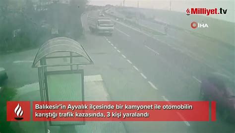 Ayvalıkta U dönüşü yapmak isteyen kamyonetle otomobilin çarpıştığı