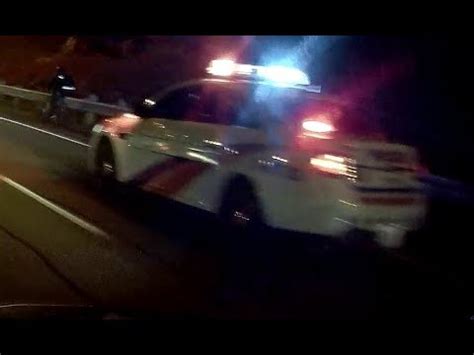 Bike On Toronto S Dvp At Night Followed By Police Youtube