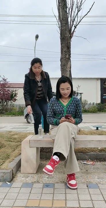 正能量传递 ，传递温暖传递爱 宝藏音乐人计划 搞笑治愈计划 你好新学期 Youtube