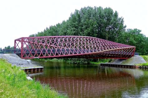 Have You Ever Seen Breathtaking & Weird Bridges Like These Before ...