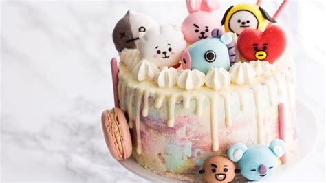 How To Make An Amazing Bt21 Cake Euniee Cafe 방탄소년단 케이크 만들기 은이 카페