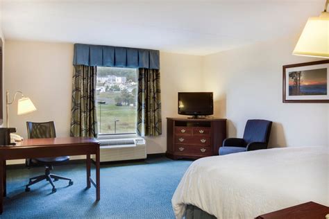 Hampton Inn Harrisonburg - South, Harrisonburg, VA Jobs | Hospitality ...