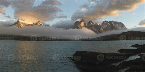 Sunrise over Cuernos del Paine, Torres del Paine National Park and Lake ...