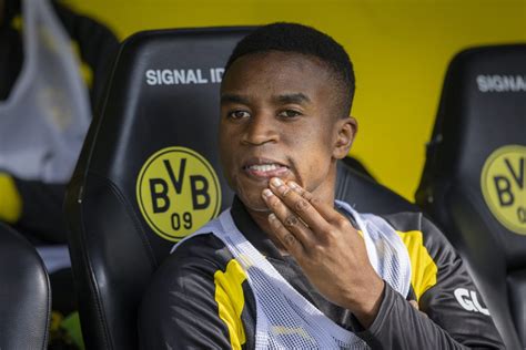 Borussia Dortmund Moukoko Plan Gescheitert Macht Das BVB Talent Im